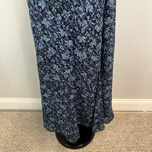 JM Collection Skirt size 16 Blue Black Floral Long A Line Sheer Modest Career - Picture 7 of 10